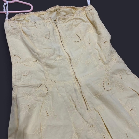 SOLD Roxy Strapless Dress - Picture 8 of 9